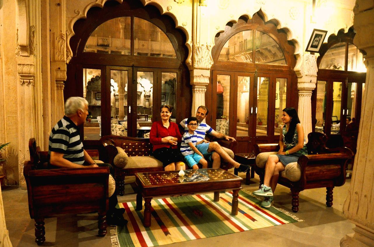 Mahal Khas Palace بهاراتبور المظهر الخارجي الصورة