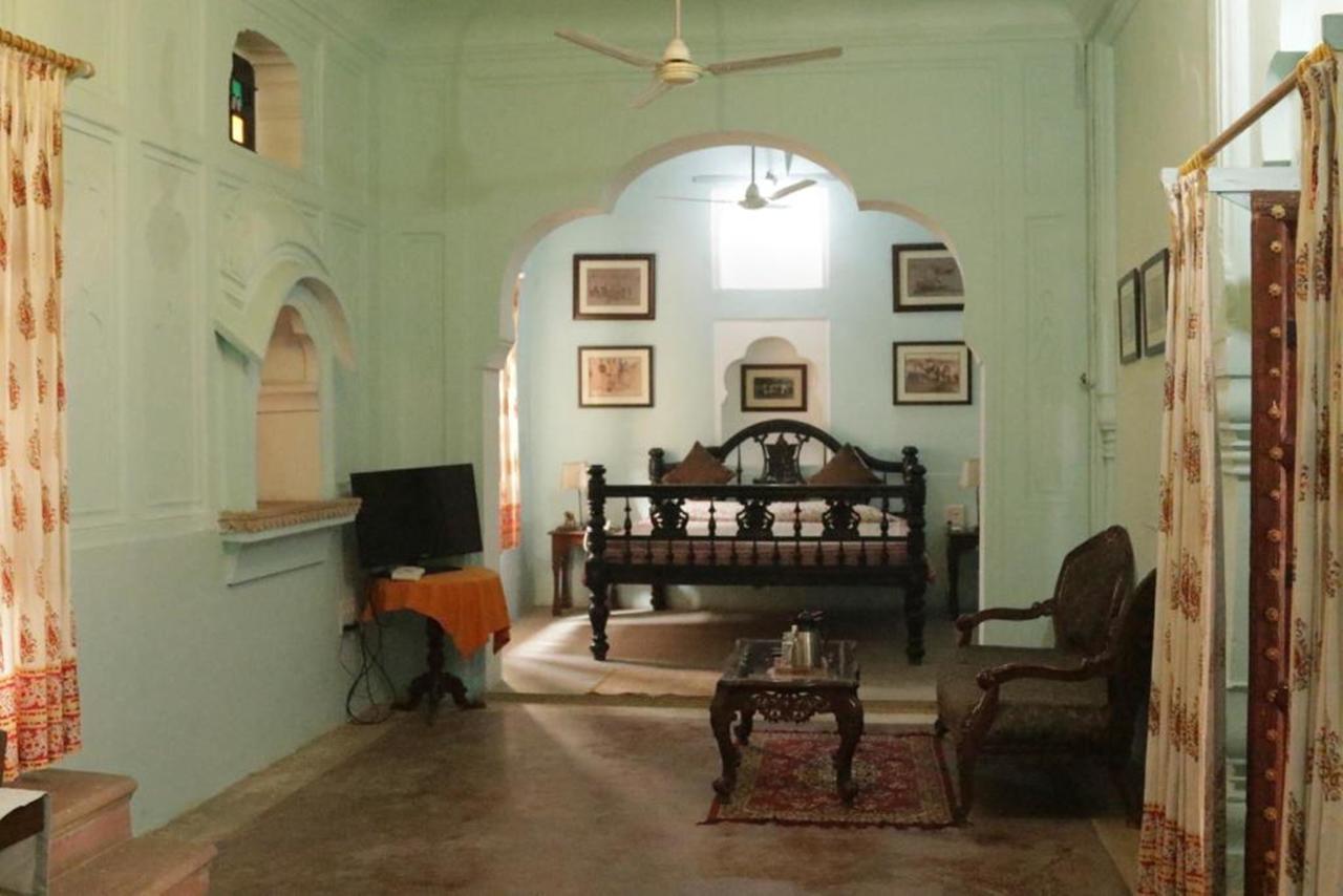 Mahal Khas Palace بهاراتبور المظهر الخارجي الصورة